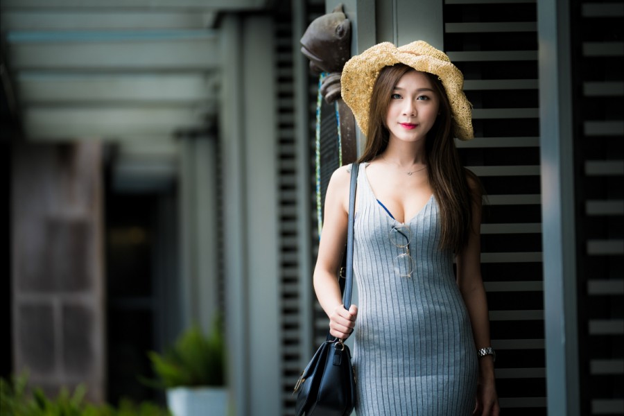 诺兰的《奥德赛》里，海伦黑不黑根本不是重点